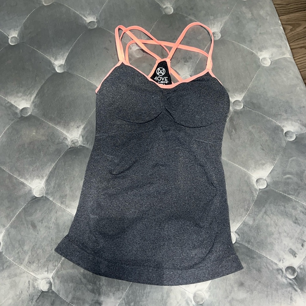 Workout top